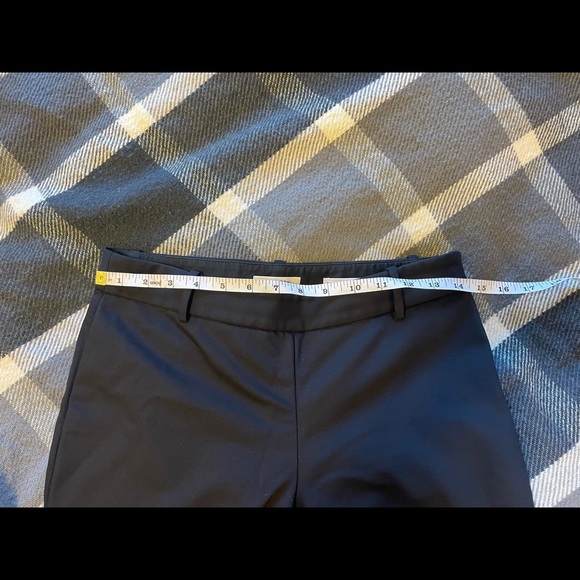 Aritzia cigarette pants - Picture 5 of 8